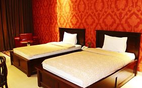 Albis Hotel